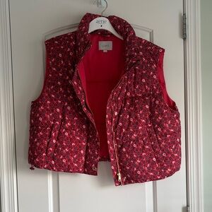 LOFT Women's Red Floral Puffer Vest